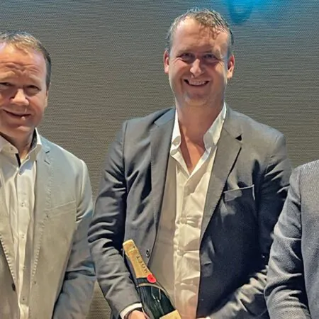 Timing kiest voor Pivoton en RecruitNow